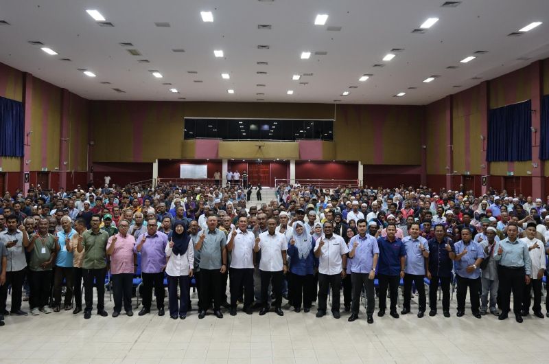 PROGRAM INISIATIF MAKMUR PAHANG (IMP) PERKUKUH KLUSTER AGRO KOMUNITI DAERAH PEKAN